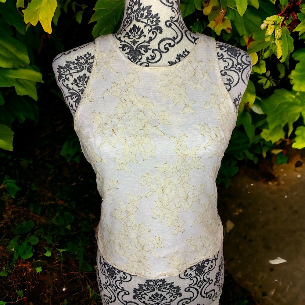 DESIGN LAB Women’s Lace Cropped tank- XSmall